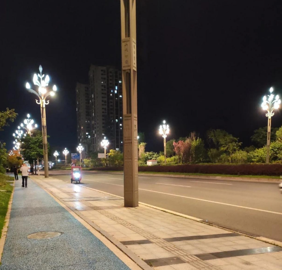 LED调光器是什么概念？用什么原理来实现调光？